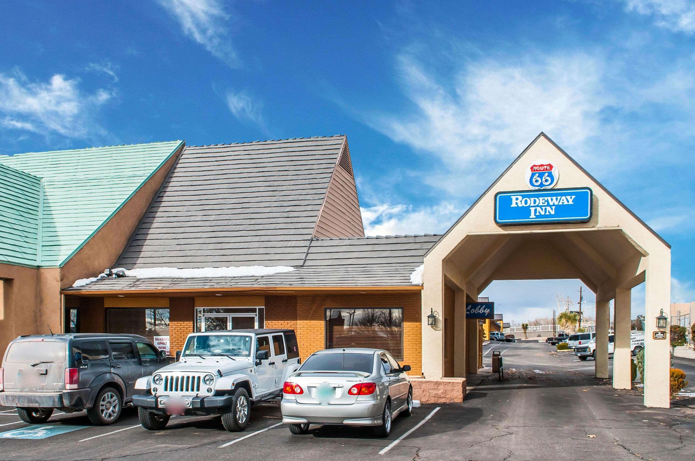Rodeway Inn East Альбукерке Экстерьер фото